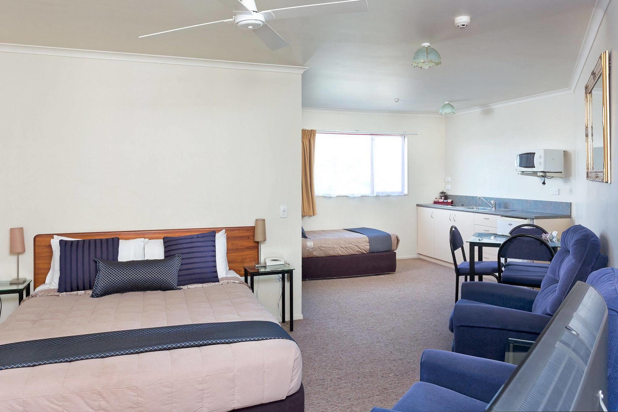 Bk'S Rotorua Motor Lodge Ngoại thất bức ảnh